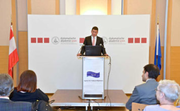 Radomir Jovanović, član UO Centra za međunarodnu javnu politiku u Diplomatskoj akademiji u Beču