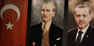 Kemal Ataturk i Redžep Tajip Erdogan