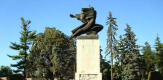 Srbija i Francuska - spomenik zahvalnosti Francuskoj u Beogradu