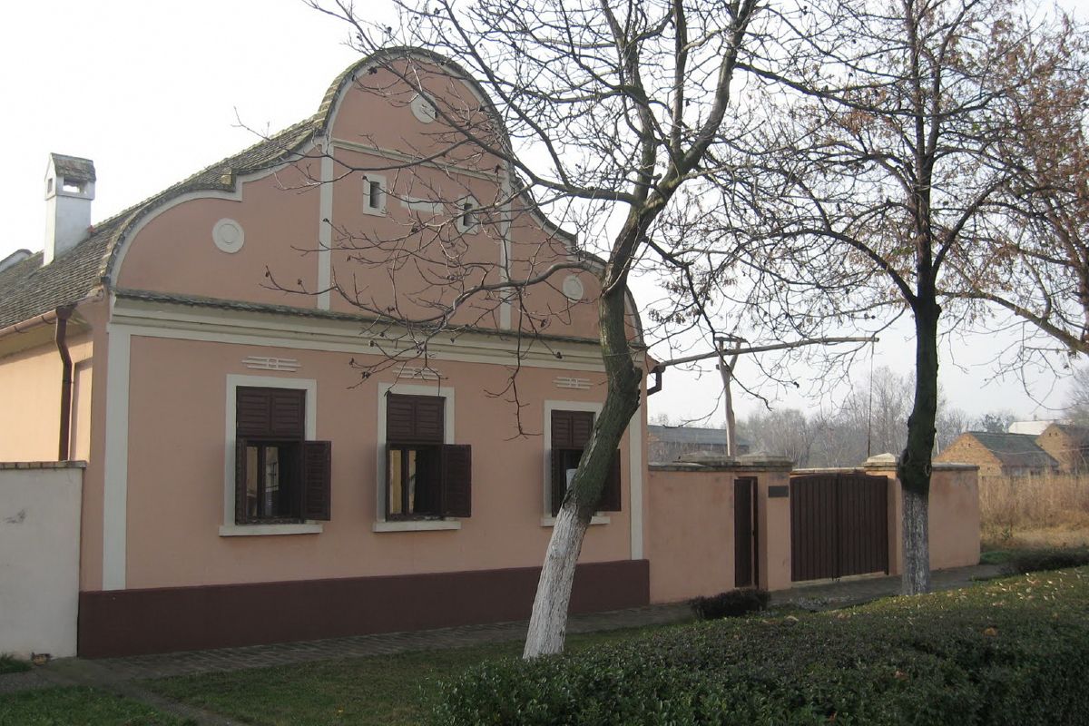Rodna kuća Mihaila Pupina u Idvoru (Foto: Sonjabgd/Wikimedia)